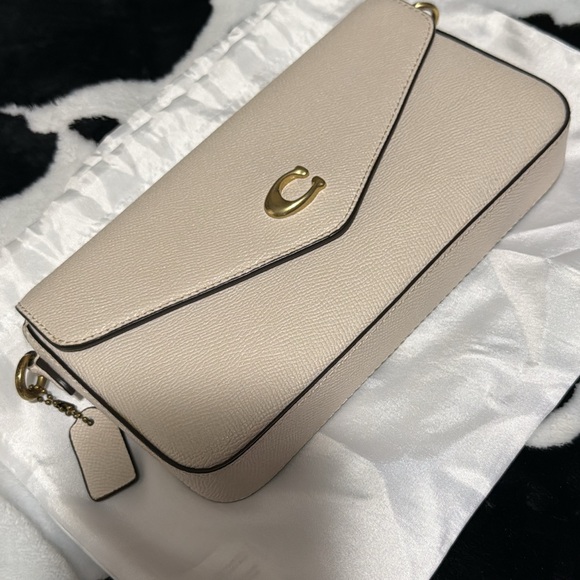 Coach Women's Crossgrain Leather Wyn Crossbody - Chalk - Picture 1 of 10